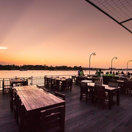 Kalanan Riverside Resort Former Buddy Oriental Riverside Nonthaburi Buitenkant foto